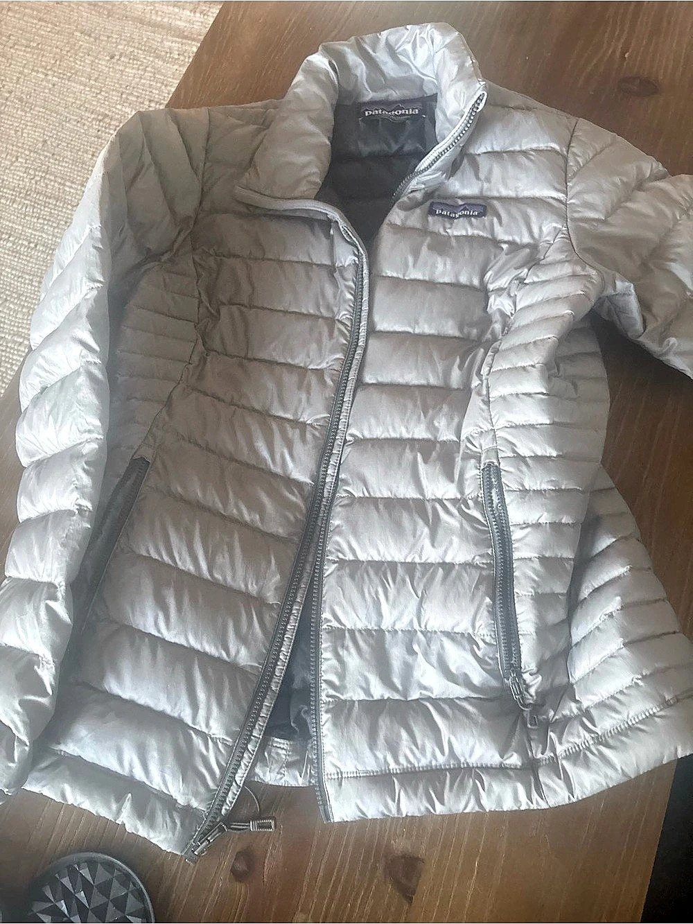 Patagonia Women's Down Sweater Jacket Silver XS